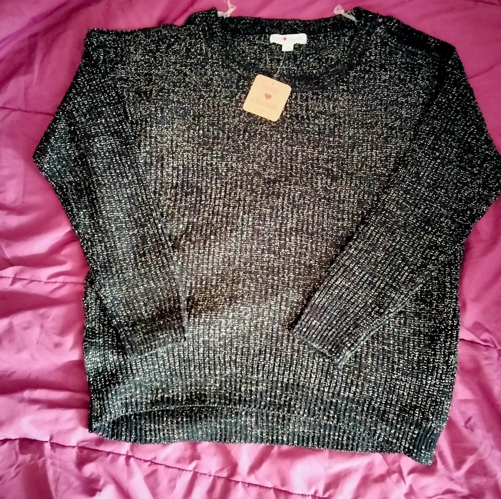 Sweater - Picture 4 of 4